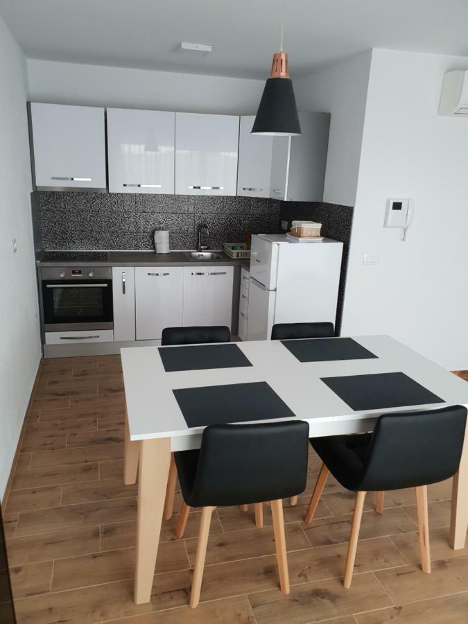 Apartmani Marija บาชกาโวดา ภายนอก รูปภาพ