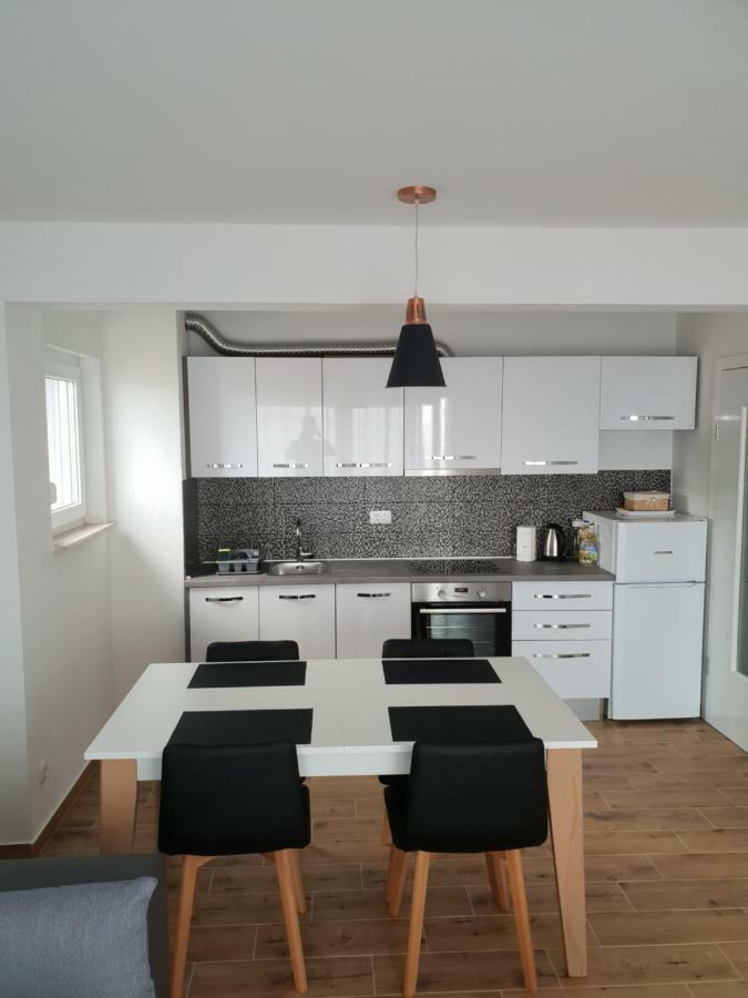 Apartmani Marija บาชกาโวดา ภายนอก รูปภาพ